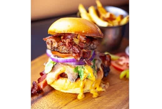 Brewerkz Cowboy Burger 520x350px